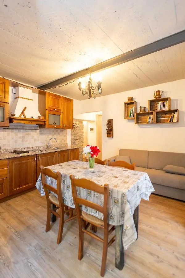 Apartament Vecchia Perledo 1907 Włochy