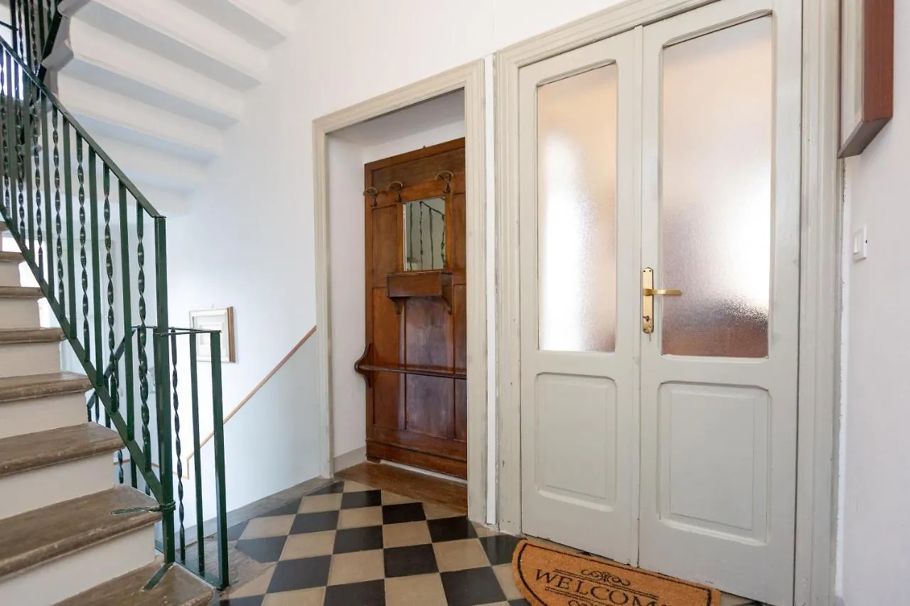 Vecchia Perledo 1907 Appartement Italië